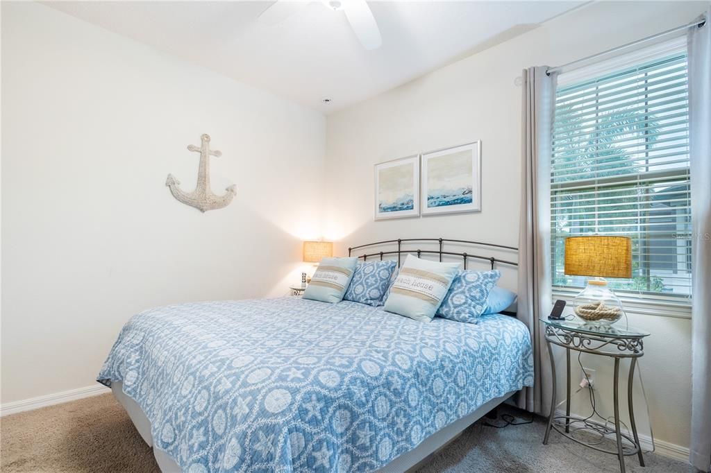 For Sale: $399,900 (4 beds, 2 baths, 1996 Square Feet)