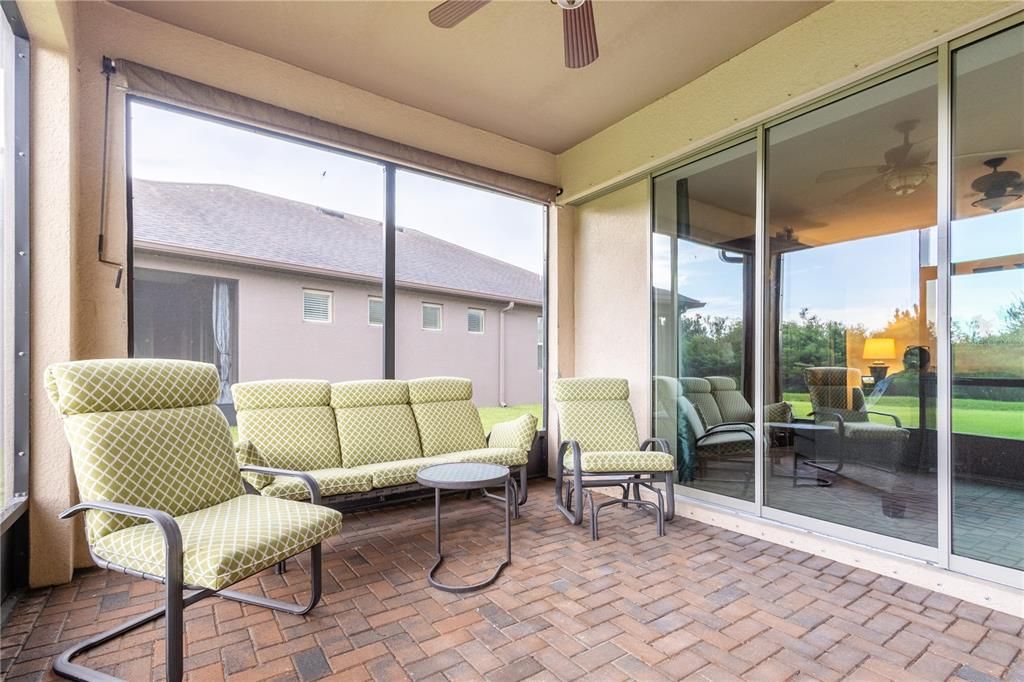 For Sale: $399,900 (4 beds, 2 baths, 1996 Square Feet)