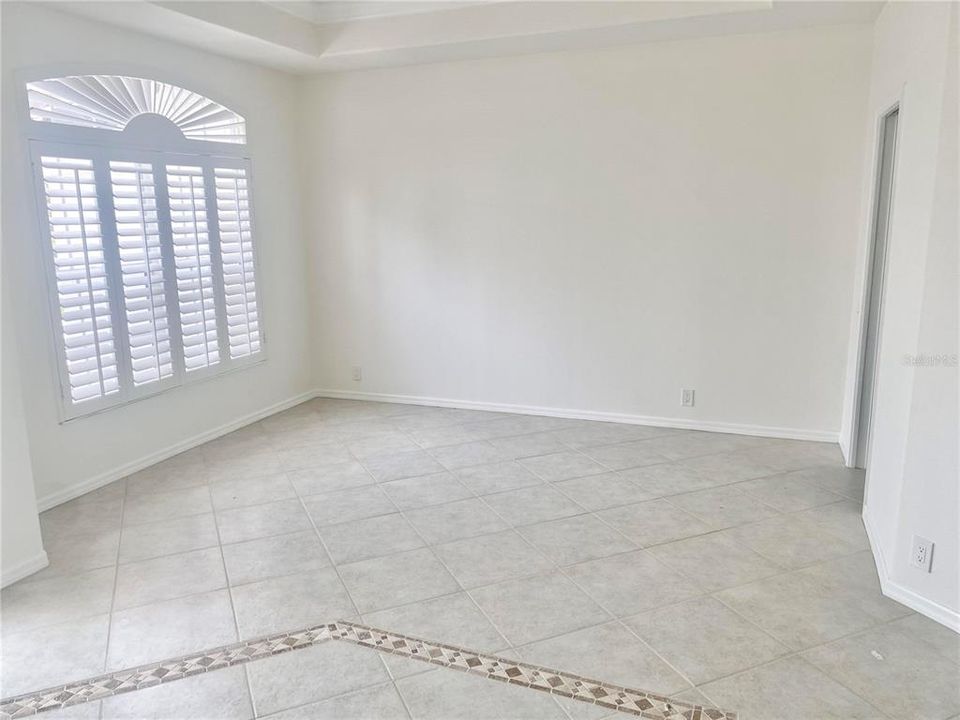 For Sale: $789,000 (4 beds, 3 baths, 2814 Square Feet)