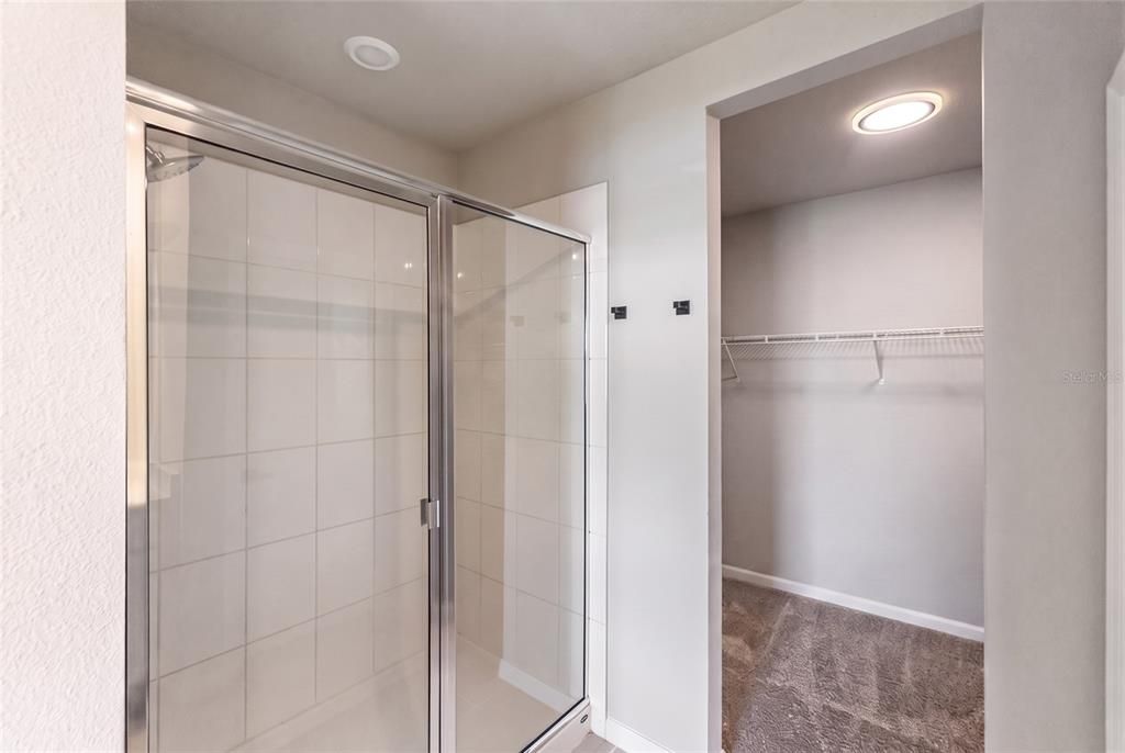 For Sale: $351,000 (4 beds, 2 baths, 1849 Square Feet)