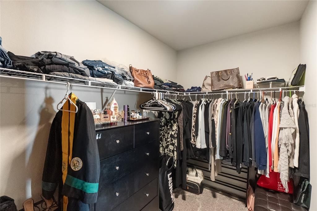 For Sale: $351,000 (4 beds, 2 baths, 1849 Square Feet)