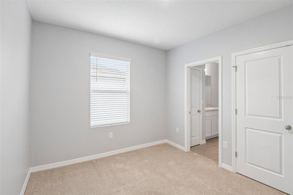 For Sale: $335,000 (3 beds, 2 baths, 1758 Square Feet)