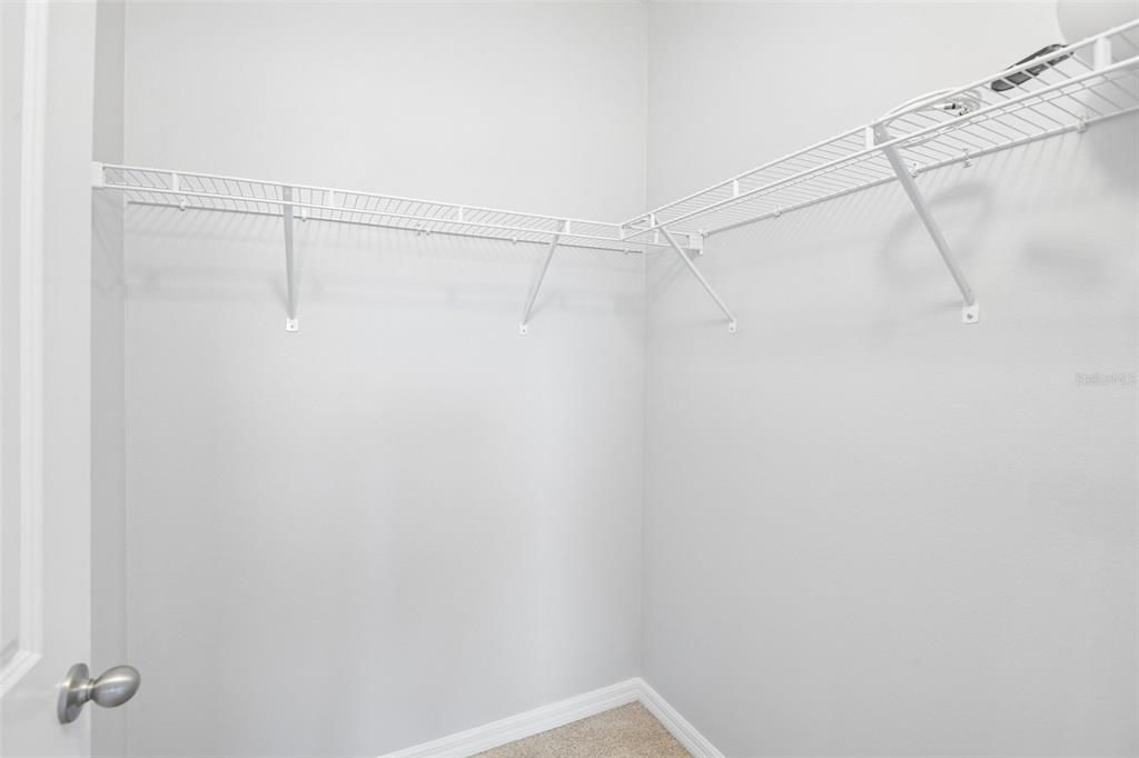 For Sale: $335,000 (3 beds, 2 baths, 1758 Square Feet)