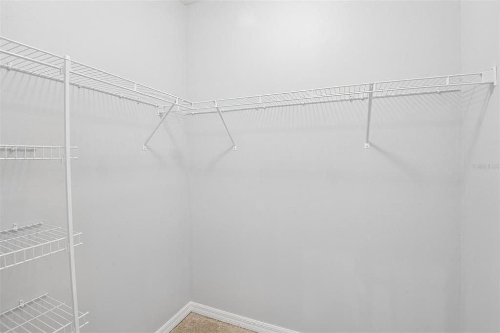 For Sale: $335,000 (3 beds, 2 baths, 1758 Square Feet)