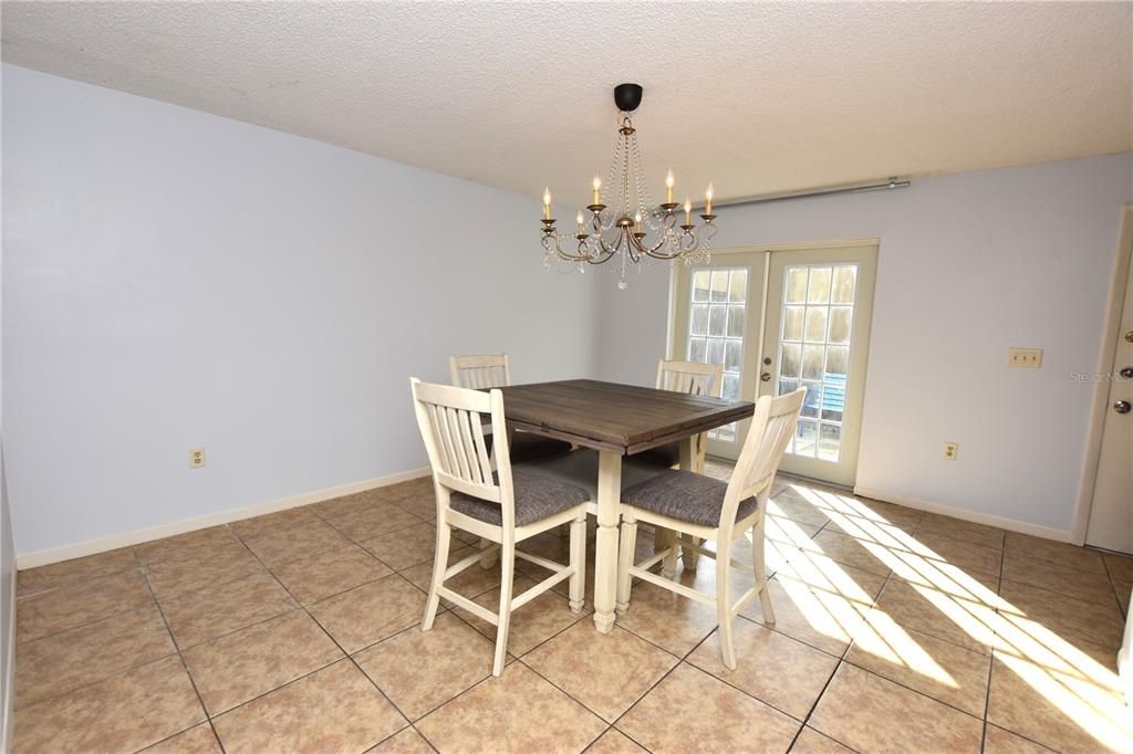 For Rent: $1,500 (2 beds, 2 baths, 1184 Square Feet)