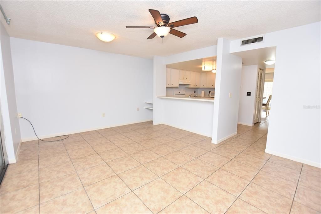 For Rent: $1,500 (2 beds, 2 baths, 1184 Square Feet)