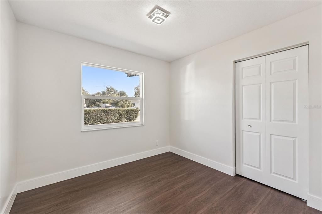 For Sale: $300,000 (4 beds, 2 baths, 1792 Square Feet)