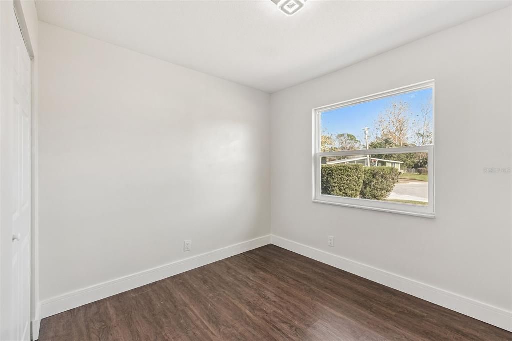For Sale: $300,000 (4 beds, 2 baths, 1792 Square Feet)