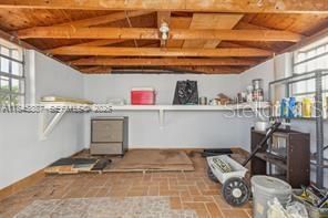 На продажу: $550,000 (3 спален, 1 ванн, 2328 Квадратных фут)