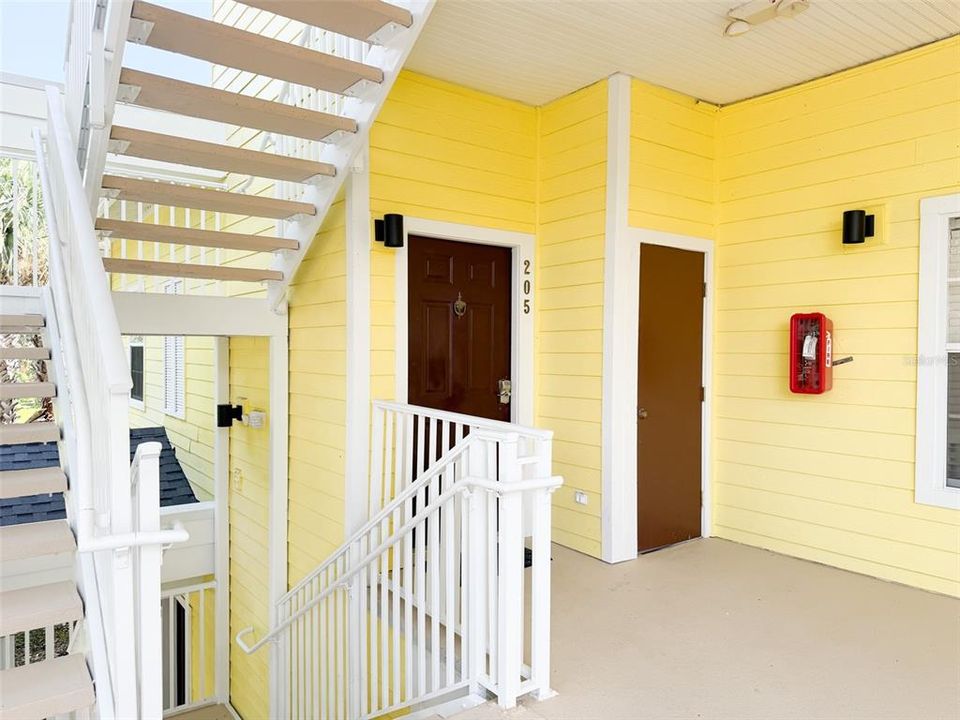 For Sale: $195,000 (2 beds, 2 baths, 1173 Square Feet)