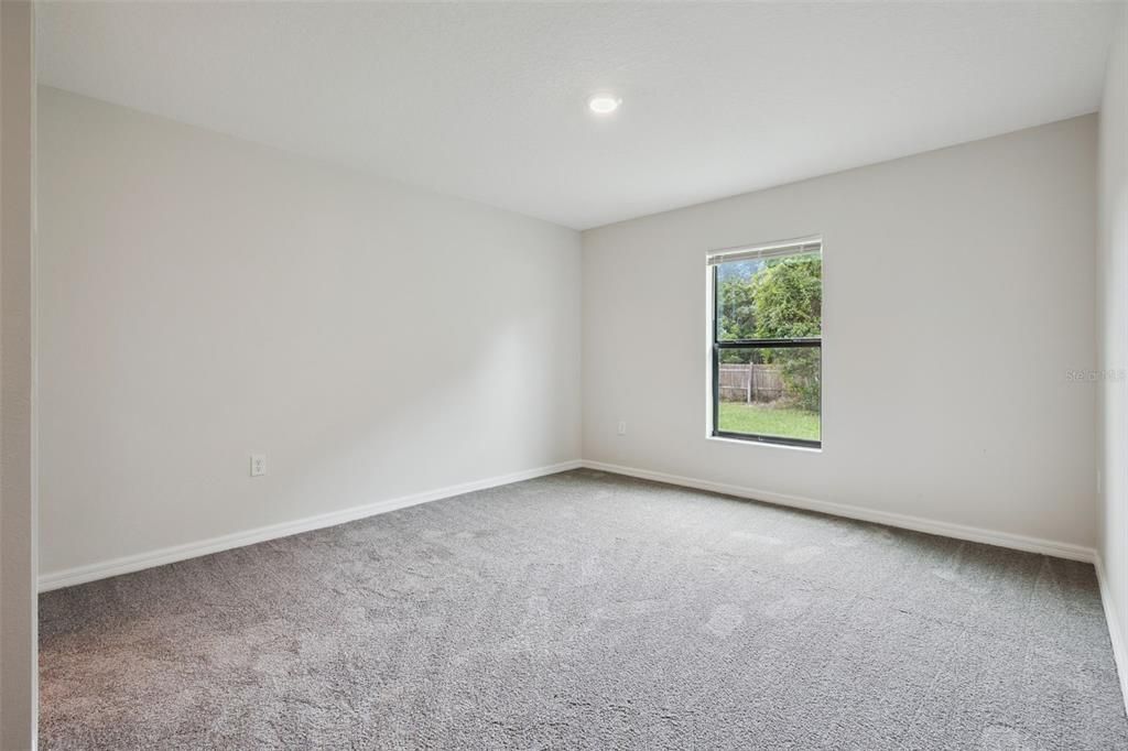 For Sale: $309,900 (4 beds, 2 baths, 1358 Square Feet)