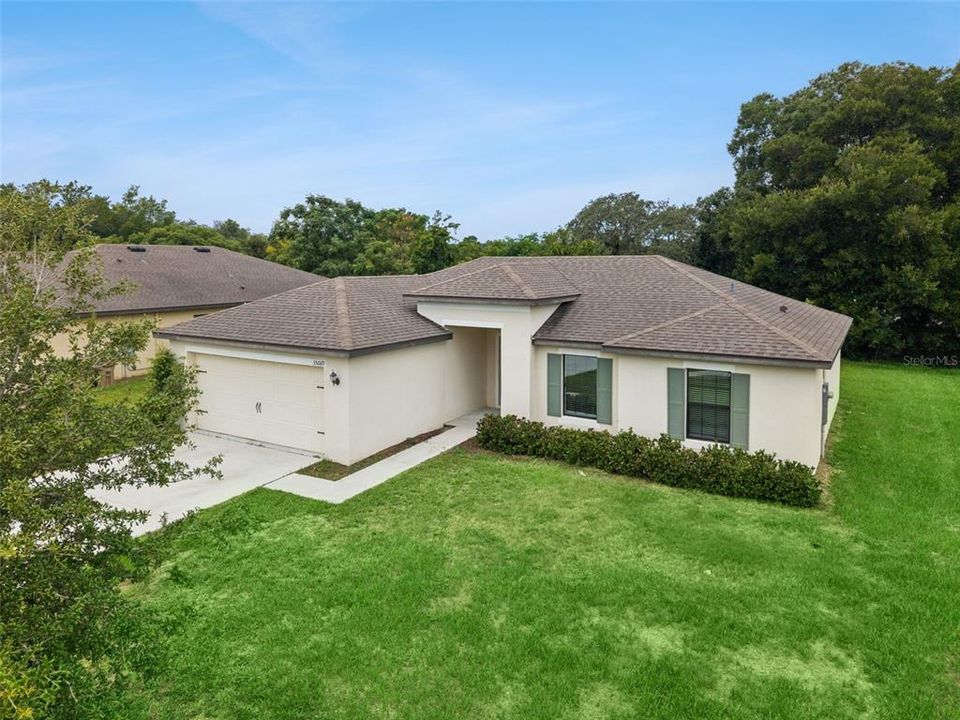 For Sale: $309,900 (4 beds, 2 baths, 1358 Square Feet)