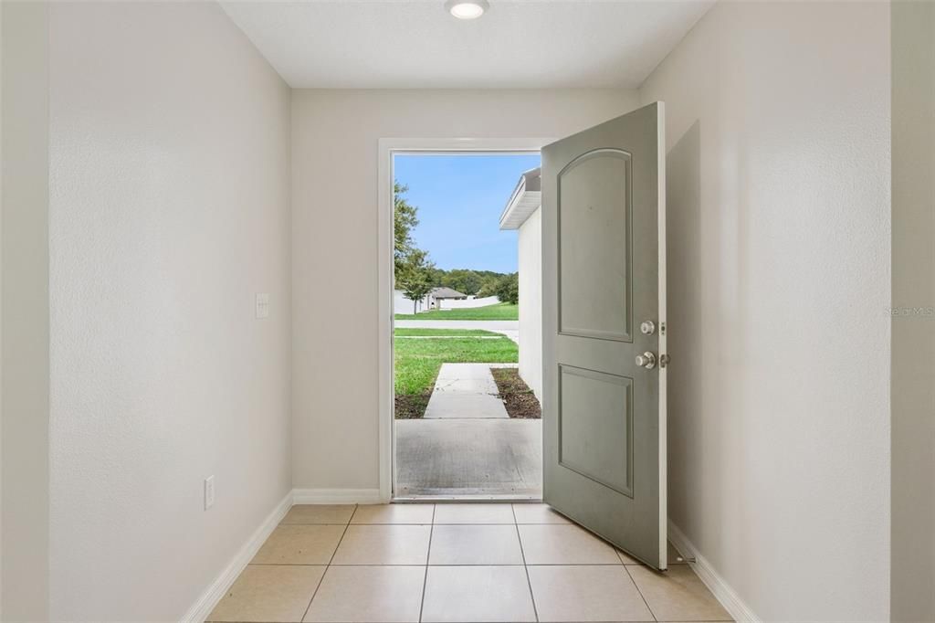 For Sale: $309,900 (4 beds, 2 baths, 1358 Square Feet)