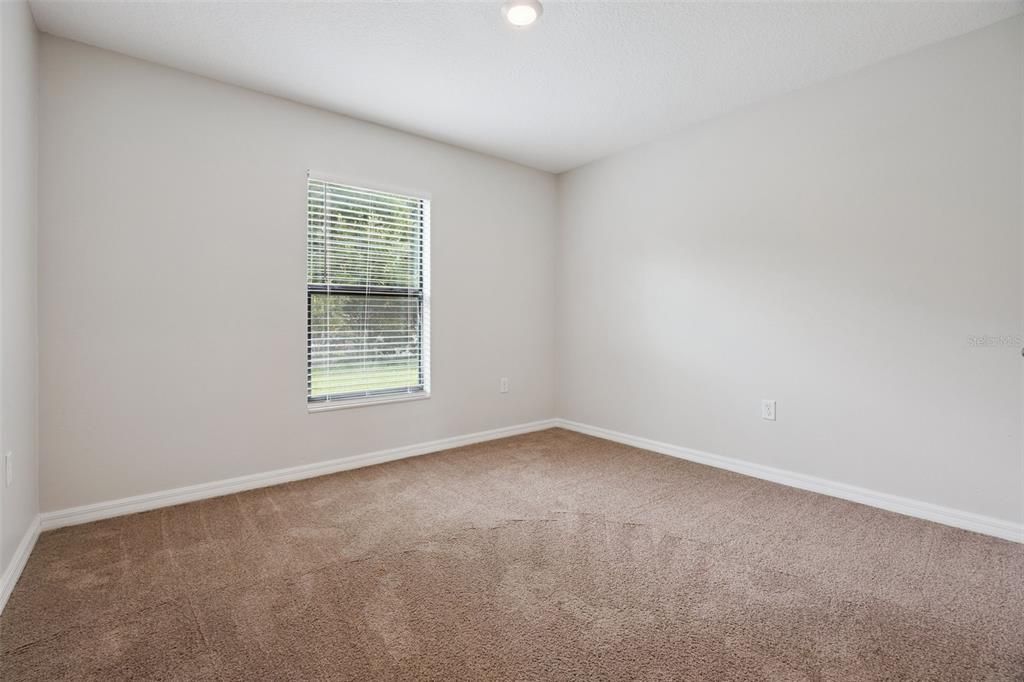 For Sale: $309,900 (4 beds, 2 baths, 1358 Square Feet)