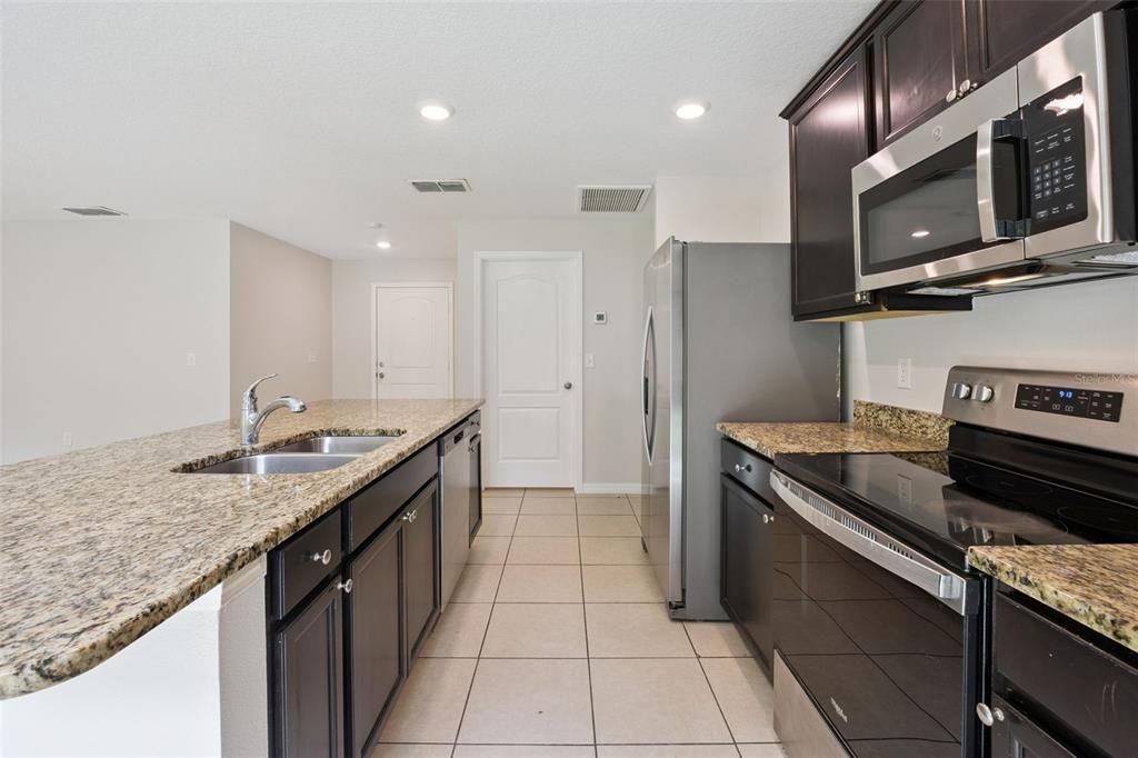 For Sale: $309,900 (4 beds, 2 baths, 1358 Square Feet)