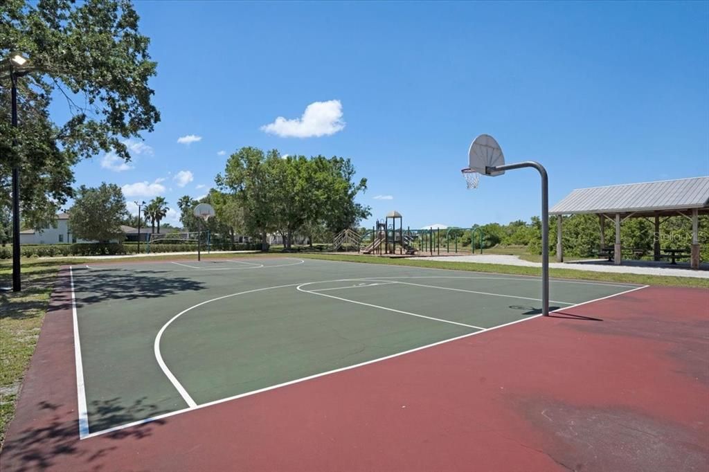 For Sale: $725,000 (4 beds, 3 baths, 2681 Square Feet)
