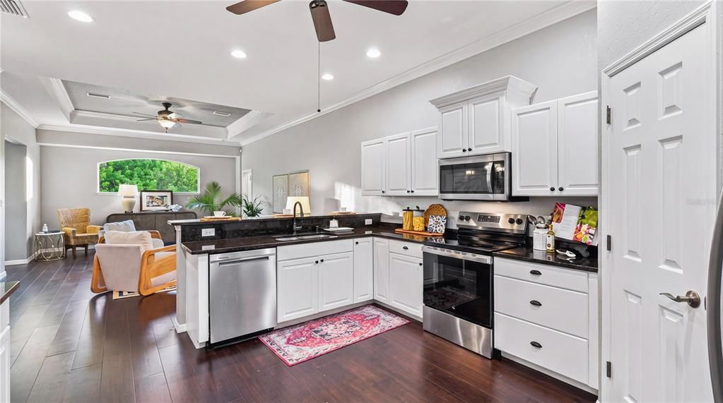 For Sale: $725,000 (4 beds, 3 baths, 2681 Square Feet)