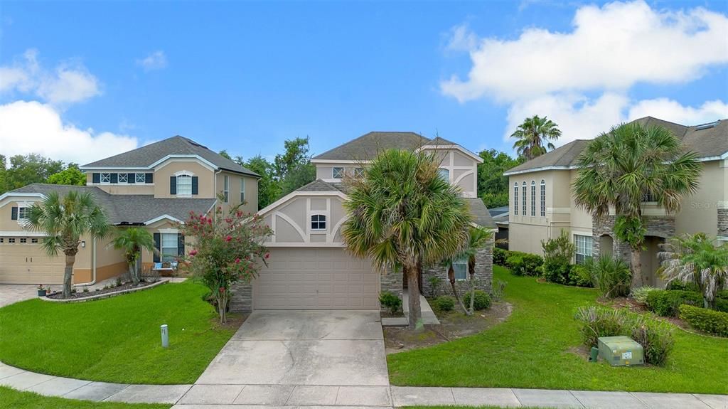 For Sale: $410,000 (4 beds, 2 baths, 1941 Square Feet)