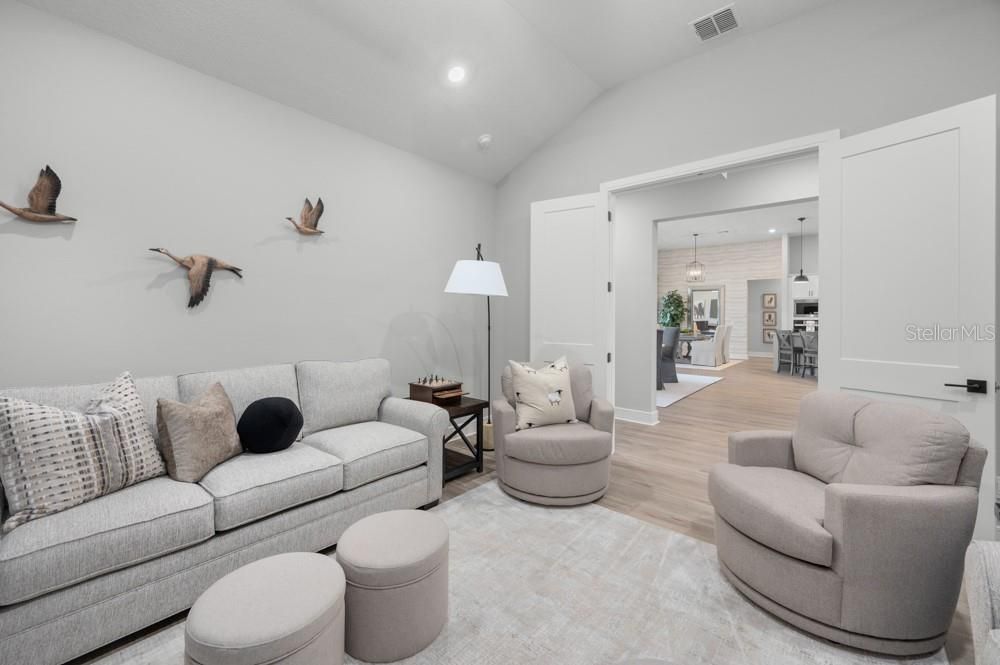 For Sale: $724,900 (4 beds, 3 baths, 3292 Square Feet)