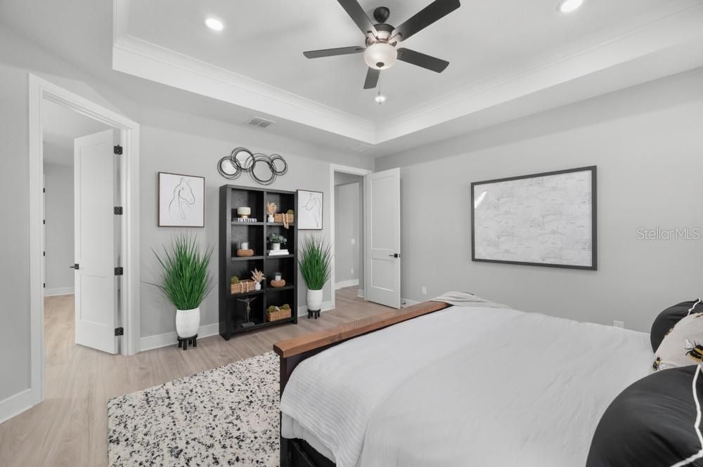 For Sale: $724,900 (4 beds, 3 baths, 3292 Square Feet)