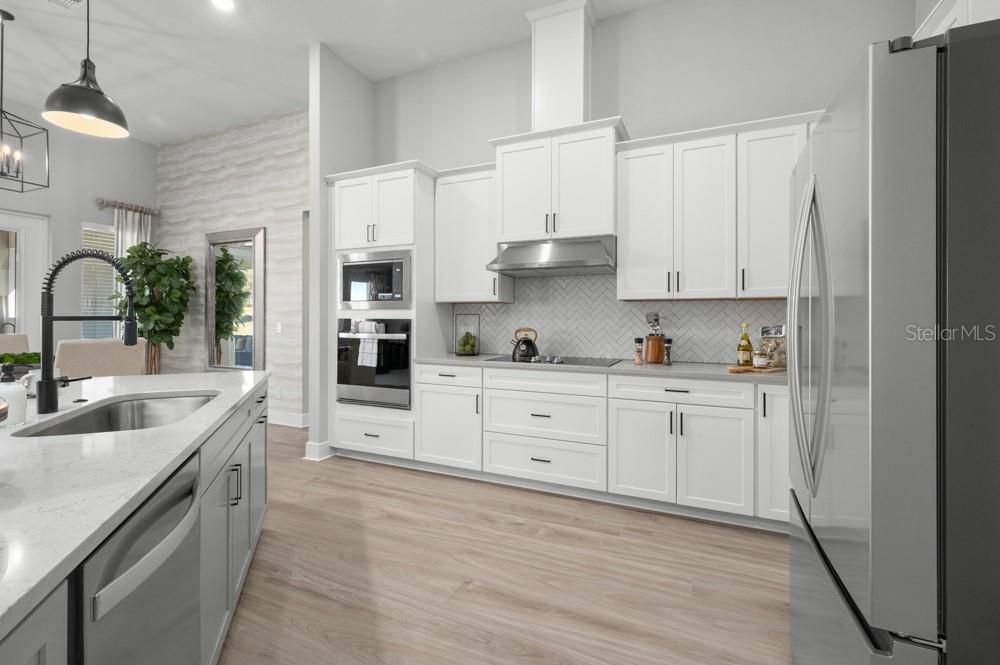 For Sale: $724,900 (4 beds, 3 baths, 3292 Square Feet)