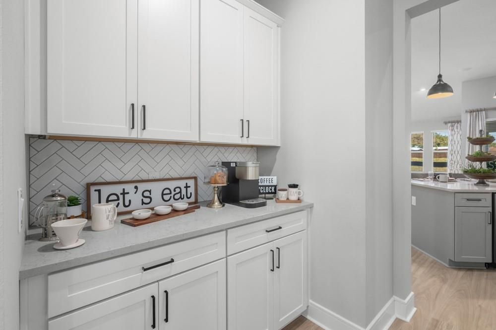 For Sale: $724,900 (4 beds, 3 baths, 3292 Square Feet)