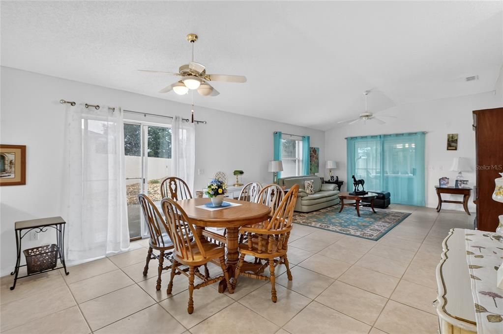 For Rent: $1,600 (2 beds, 2 baths, 1098 Square Feet)