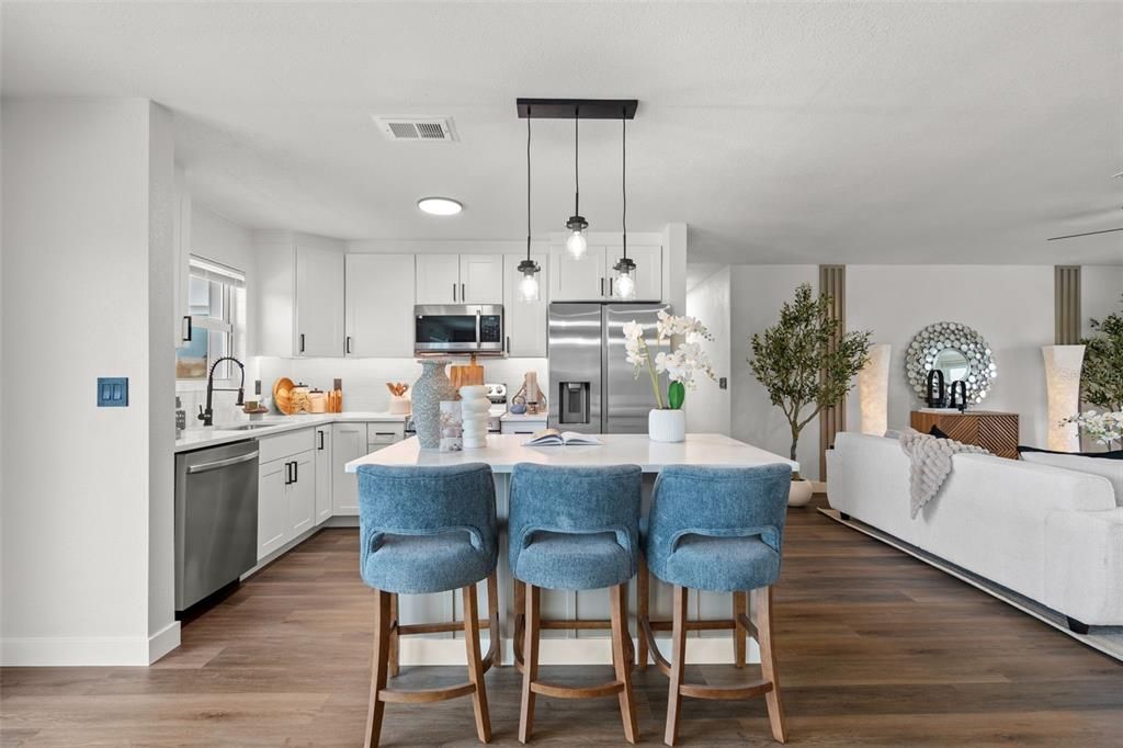 For Sale: $279,000 (3 beds, 2 baths, 1555 Square Feet)