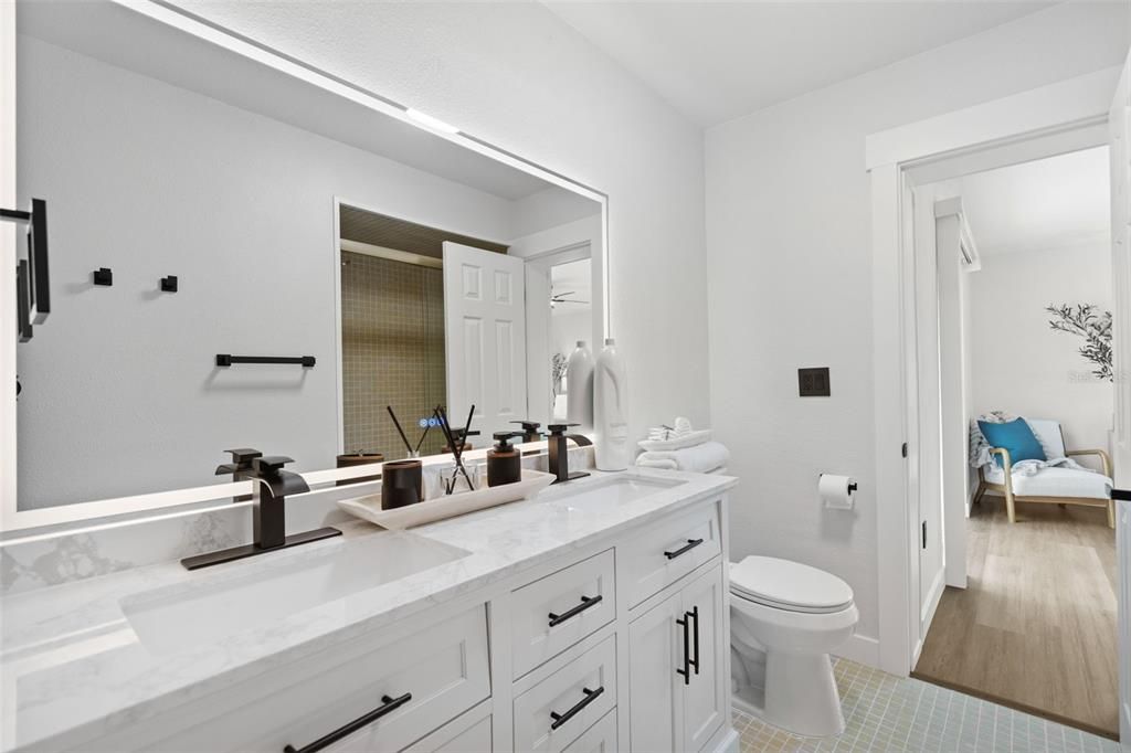 For Sale: $279,000 (3 beds, 2 baths, 1555 Square Feet)
