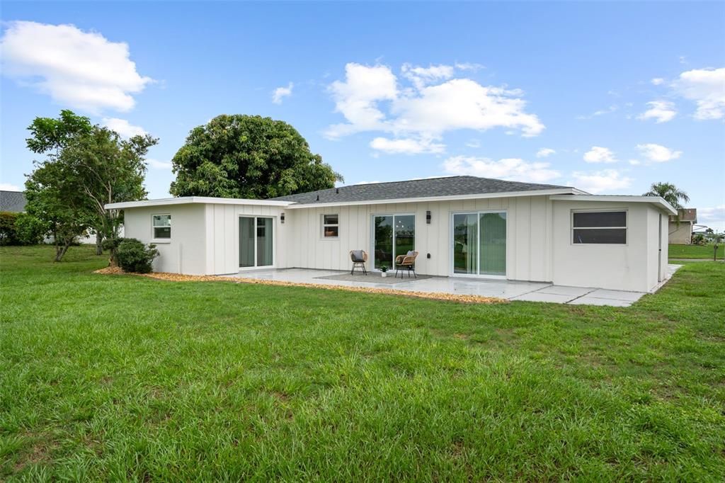 For Sale: $279,000 (3 beds, 2 baths, 1555 Square Feet)