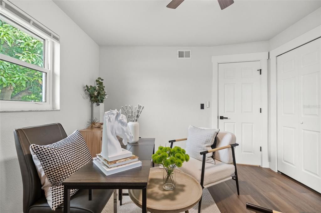 For Sale: $279,000 (3 beds, 2 baths, 1555 Square Feet)