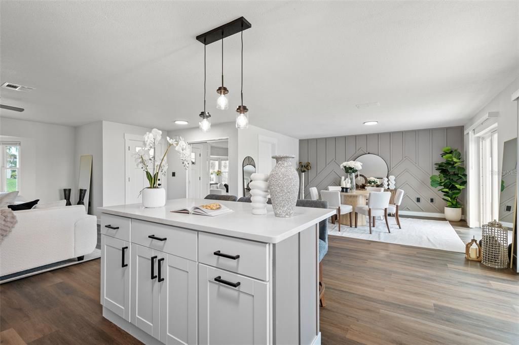 For Sale: $279,000 (3 beds, 2 baths, 1555 Square Feet)
