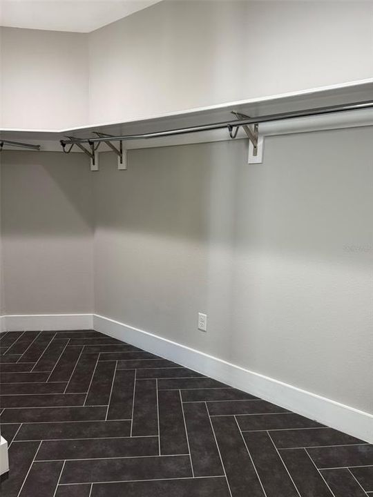 For Rent: $3,732 (3 beds, 3 baths, 2063 Square Feet)