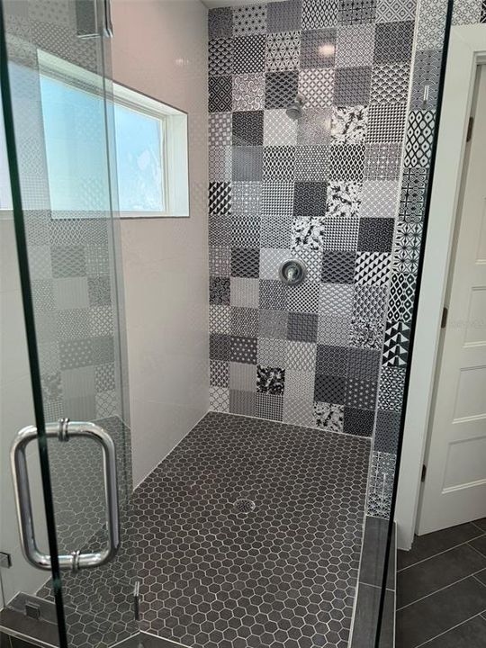 For Rent: $3,732 (3 beds, 3 baths, 2063 Square Feet)