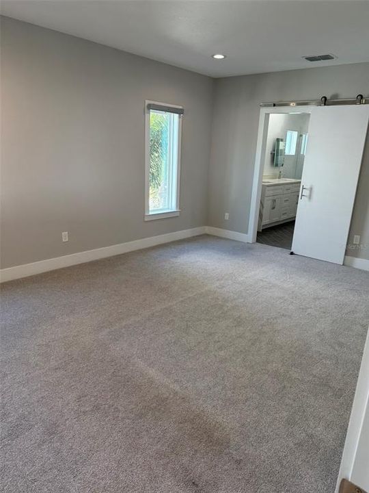 For Rent: $3,732 (3 beds, 3 baths, 2063 Square Feet)