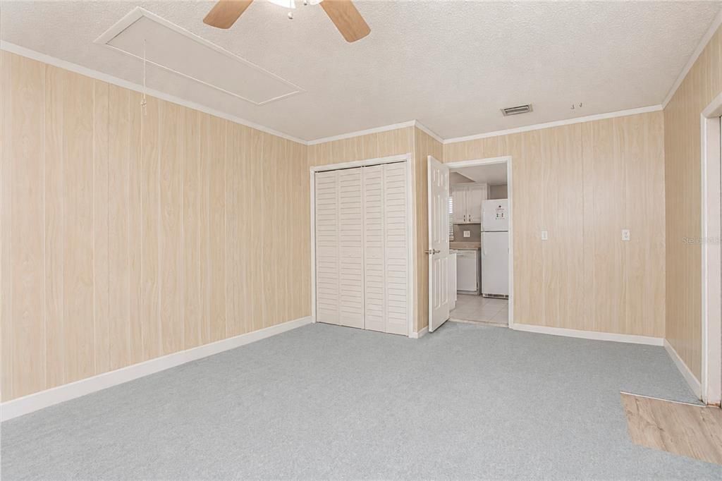 На продажу: $325,000 (3 спален, 3 ванн, 1100 Квадратных фут)