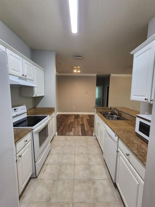 En Venta: $290,500 (3 camas, 2 baños, 1453 Pies cuadrados)
