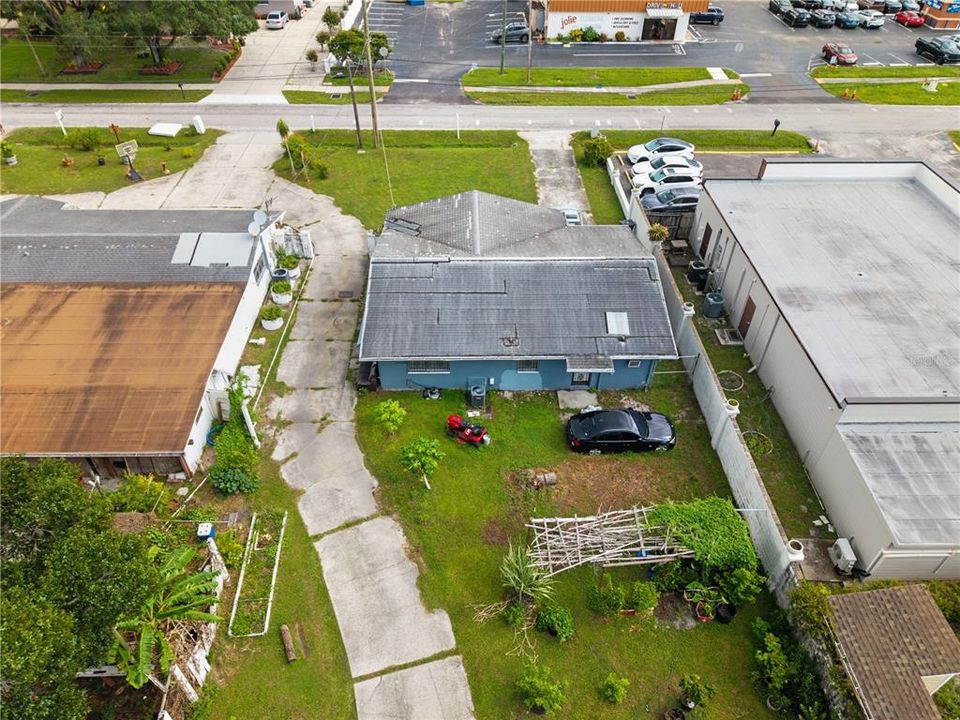 For Sale: $325,000 (2 beds, 2 baths, 1145 Square Feet)