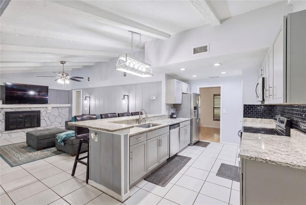 For Sale: $629,900 (5 beds, 3 baths, 3202 Square Feet)