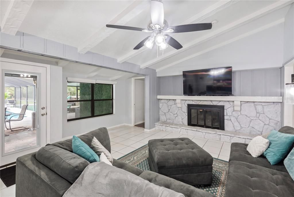 For Sale: $629,900 (5 beds, 3 baths, 3202 Square Feet)
