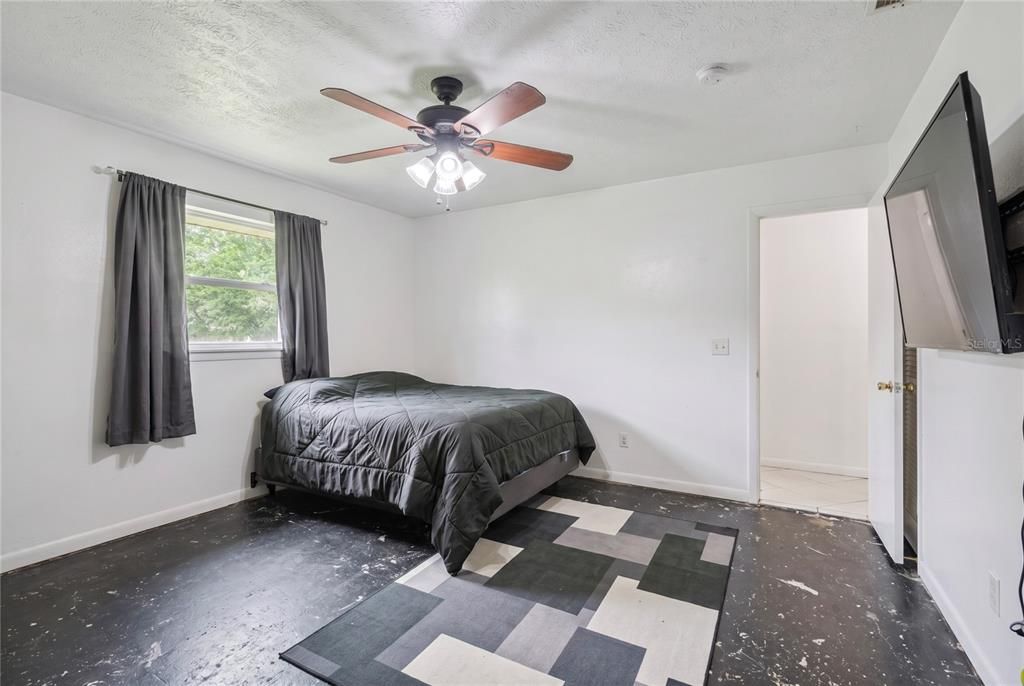 For Sale: $629,900 (5 beds, 3 baths, 3202 Square Feet)