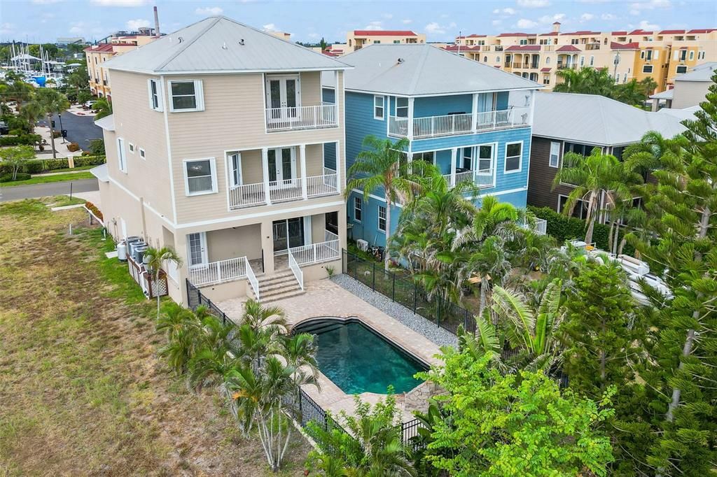 For Rent: $4,400 (4 beds, 3 baths, 3096 Square Feet)