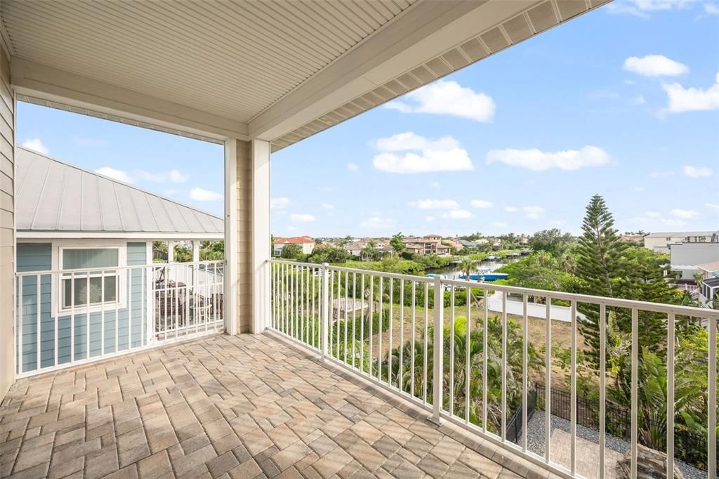 For Rent: $4,400 (4 beds, 3 baths, 3096 Square Feet)