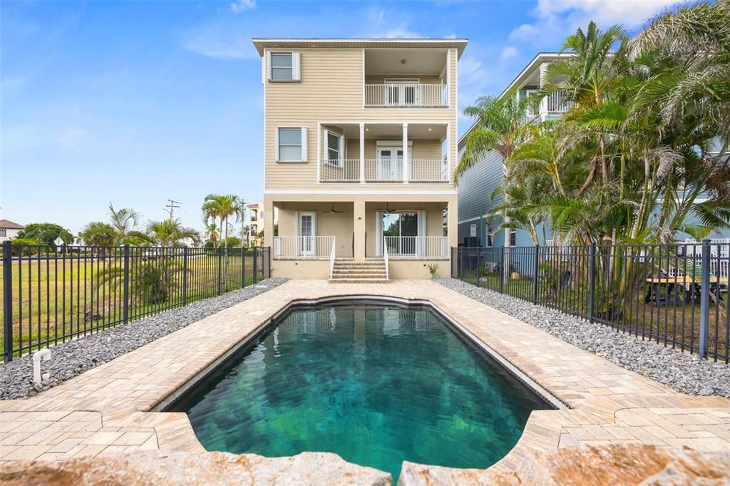 For Rent: $4,400 (4 beds, 3 baths, 3096 Square Feet)