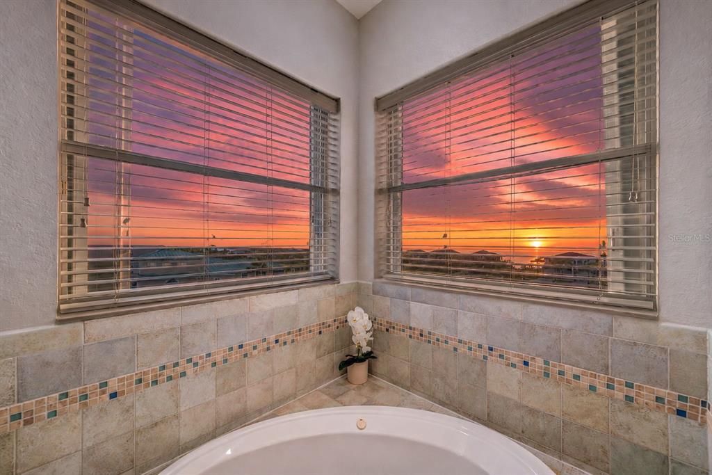 For Rent: $4,400 (4 beds, 3 baths, 3096 Square Feet)