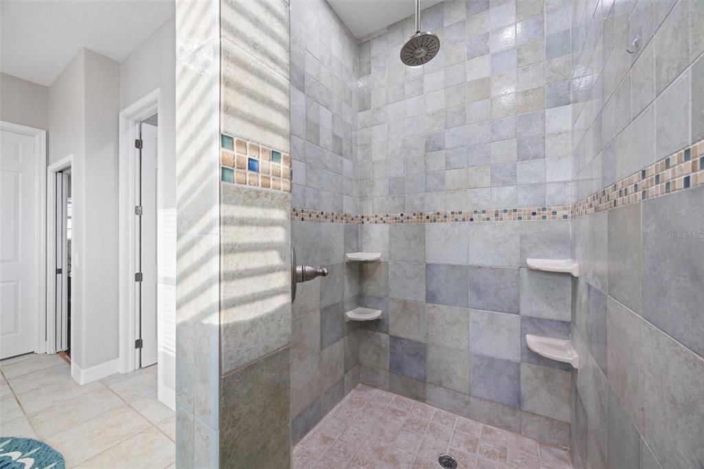 For Rent: $4,400 (4 beds, 3 baths, 3096 Square Feet)