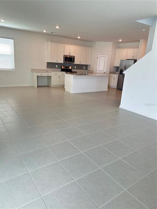 En Renta: $2,995 (5 camas, 3 baños, 2455 Pies cuadrados)