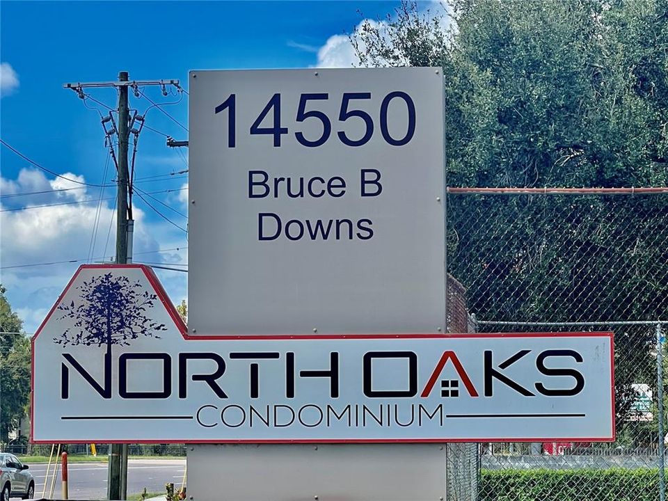 For Rent: $1,575 (2 beds, 2 baths, 912 Square Feet)