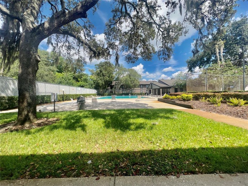 For Rent: $1,575 (2 beds, 2 baths, 912 Square Feet)