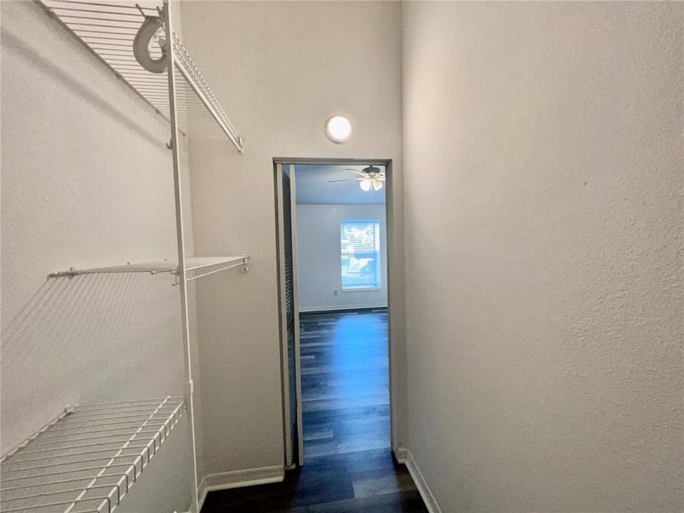 For Rent: $1,575 (2 beds, 2 baths, 912 Square Feet)